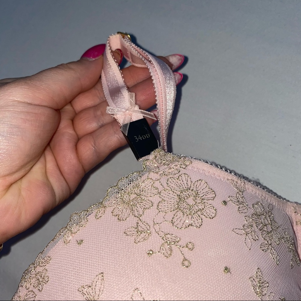 Victoria’s Secret Pink & Gold Bra 💕✨ - Picture 6 of 7